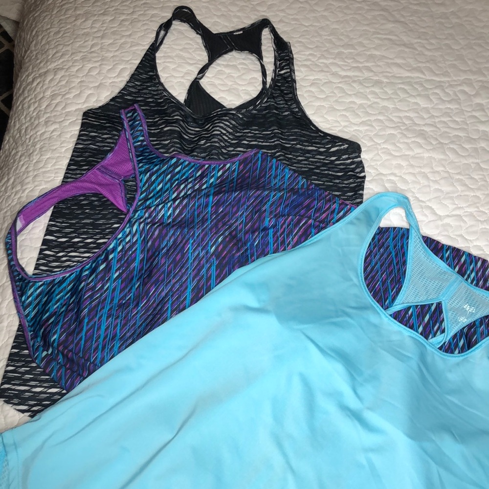 Work out tops